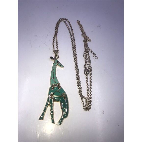 Giraffe Necklace Pendant Gold Tone Chain and Trim Green Enamel Moveable. - Picture 1 of 7